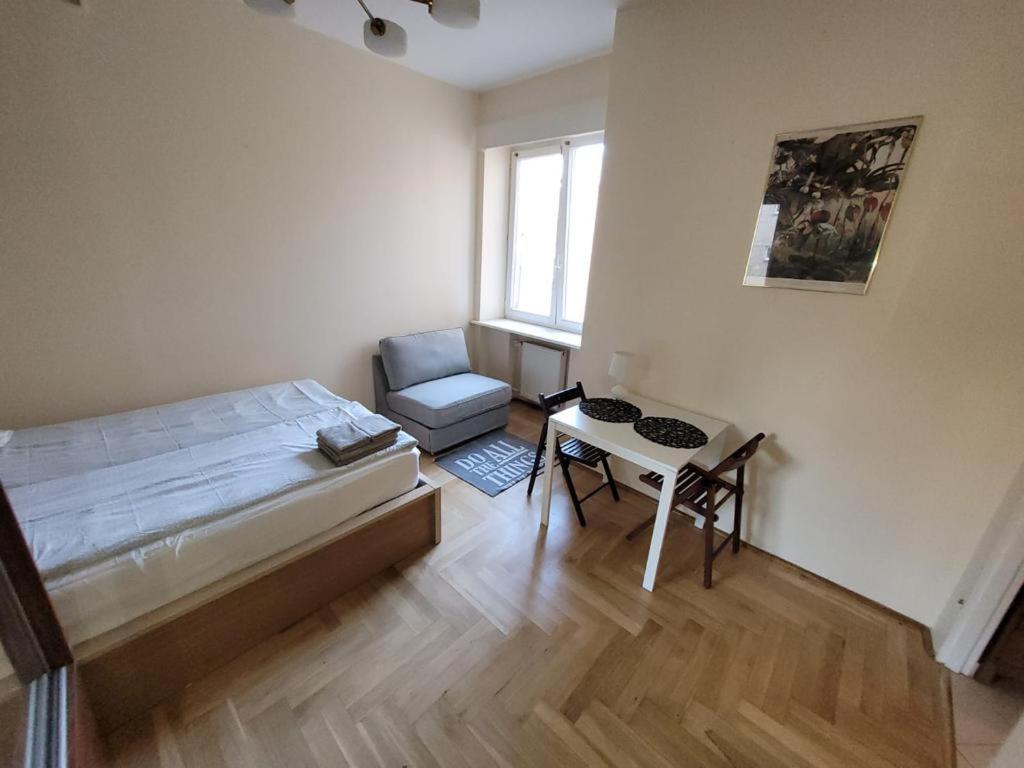 Your Apart Powisle Fabryczna Warszawa ภายนอก รูปภาพ